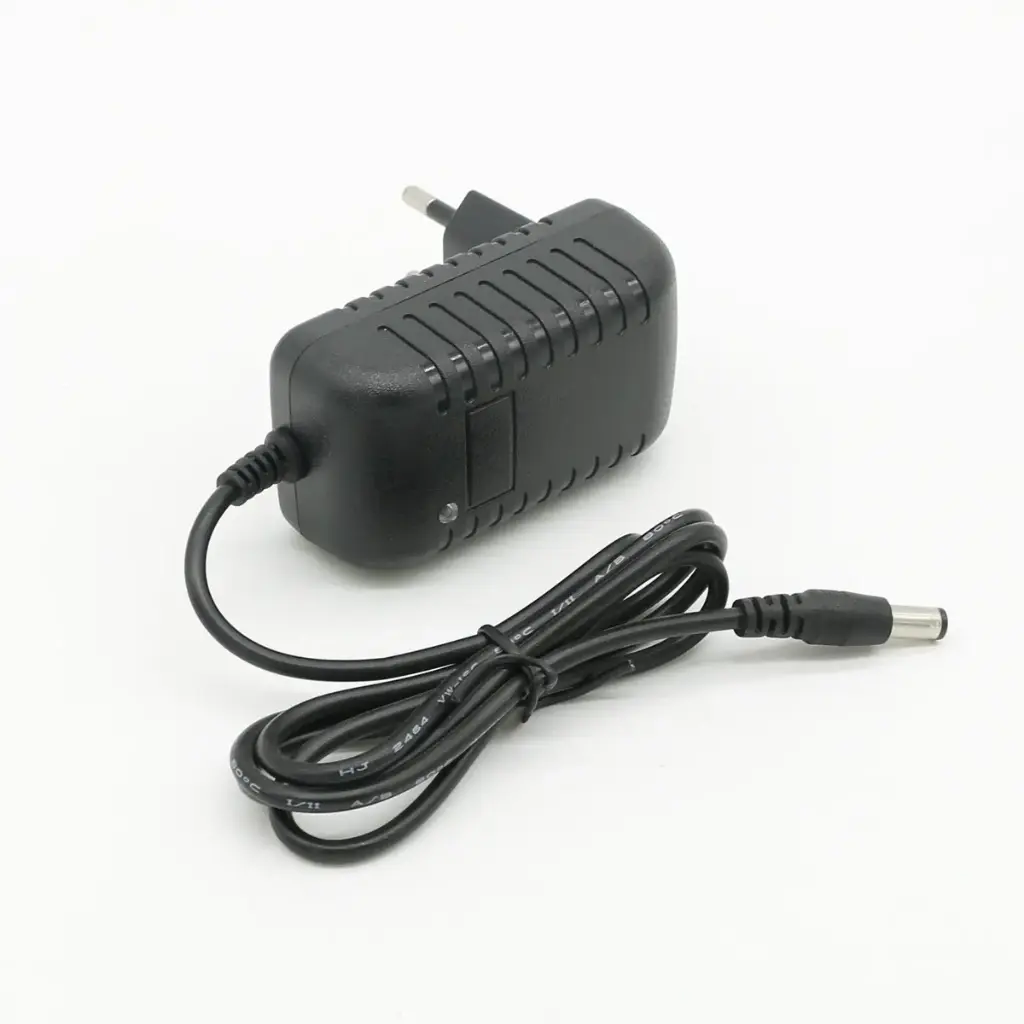 Zasilacz-impulsowy-12V-2,5A-wtyk-DC-5,5-2,5mm
